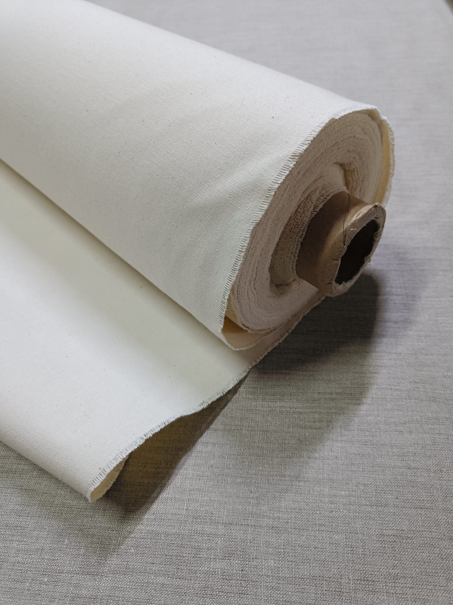 płótno bawełniane B-015, 220cm, 300 gr-rolka 10m